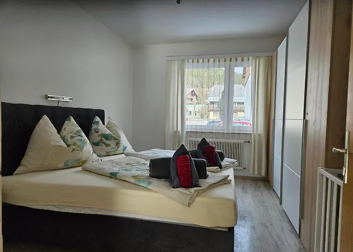 Nina's * باد ميترندورف